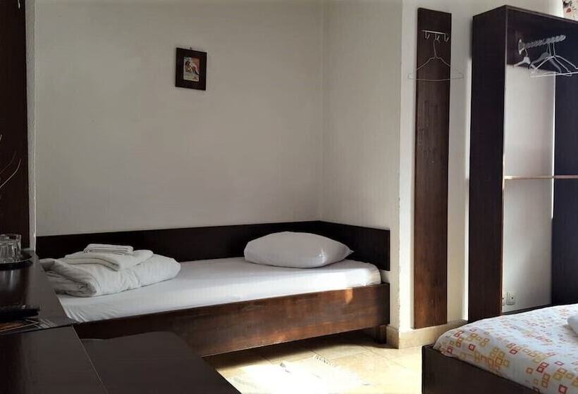Taxi Hostel