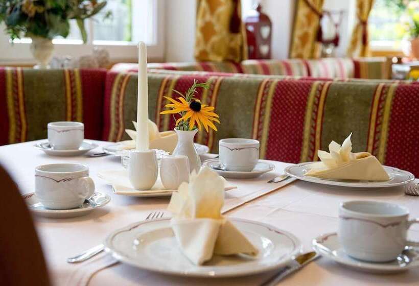 Vital  & Familienhotel Angerwirt