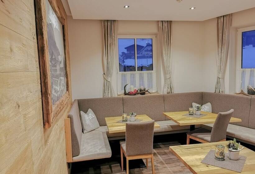 Vital  & Familienhotel Angerwirt