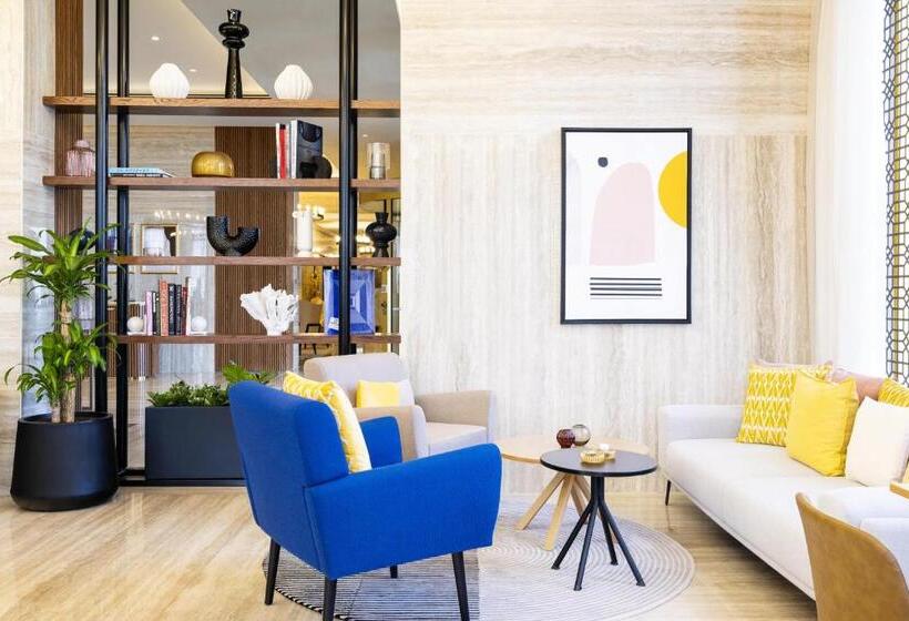 Voco Doha West Bay Suites, An Ihg