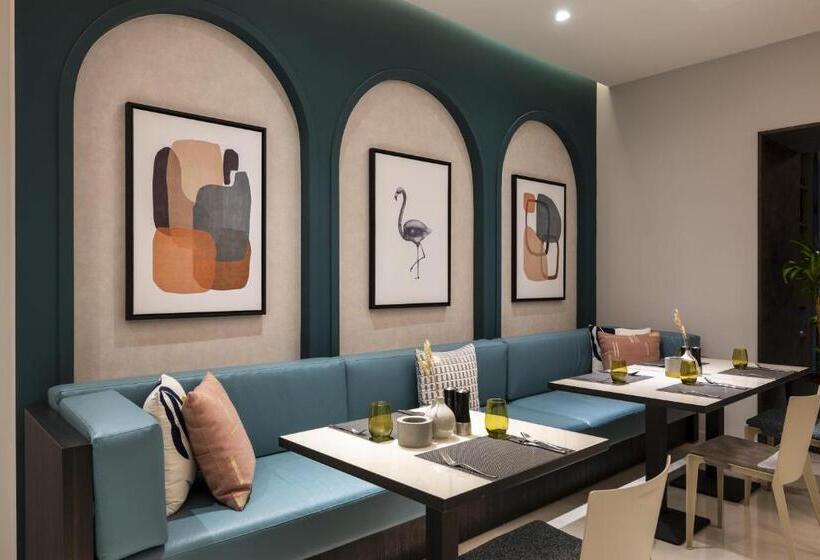 Voco Doha West Bay Suites, An Ihg