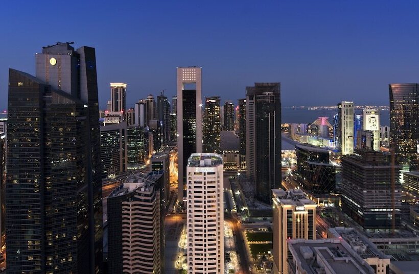 Voco Doha West Bay Suites, An Ihg