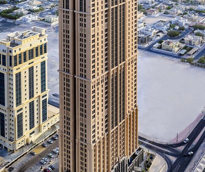 Voco Doha West Bay Suites, An Ihg