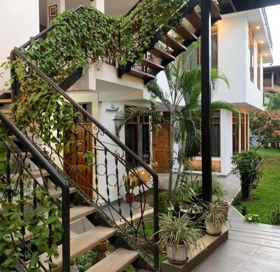 Общежитие Alojamiento Familiar Custodia