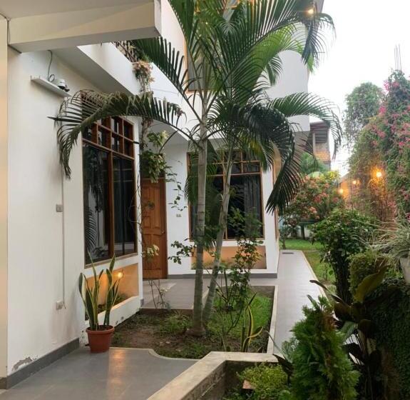 Общежитие Alojamiento Familiar Custodia