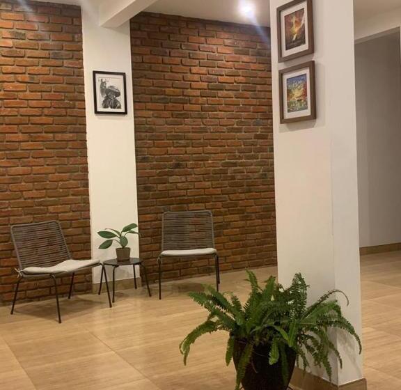 Общежитие Alojamiento Familiar Custodia