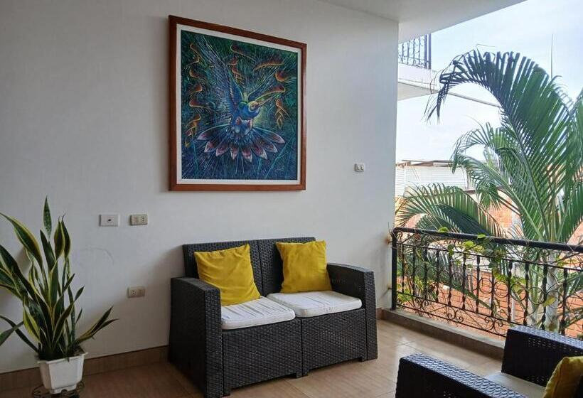 Общежитие Alojamiento Familiar Custodia