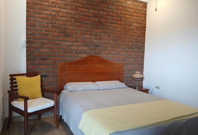 Общежитие Alojamiento Familiar Custodia