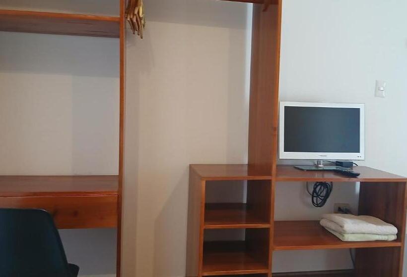 Общежитие Alojamiento Familiar Custodia