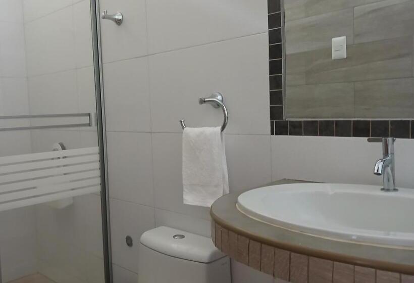 Общежитие Alojamiento Familiar Custodia