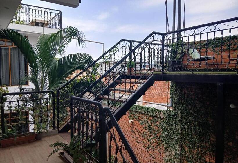 Общежитие Alojamiento Familiar Custodia