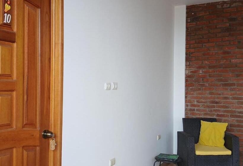 Общежитие Alojamiento Familiar Custodia