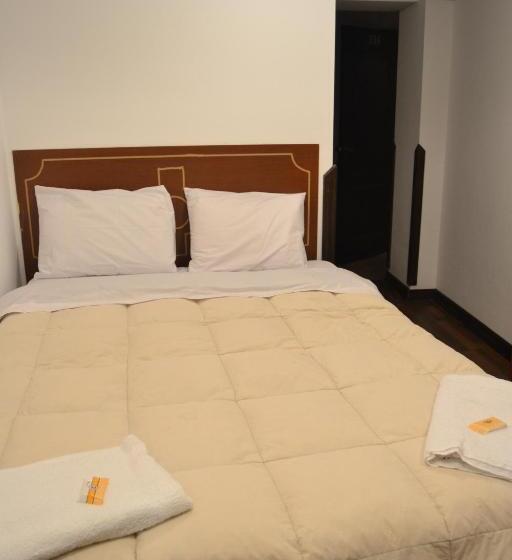 ユースホステル Apu Wasi