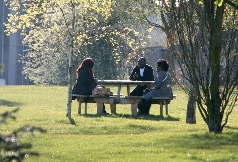 Общежитие Becket Court University Of Kent Campus Accommodation