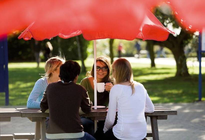 Общежитие Becket Court University Of Kent Campus Accommodation