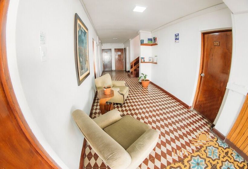 호스텔 Los Esteros