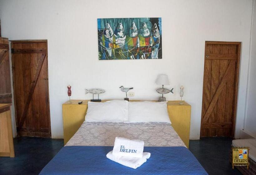 تختخواب و صبحانه El Delfin