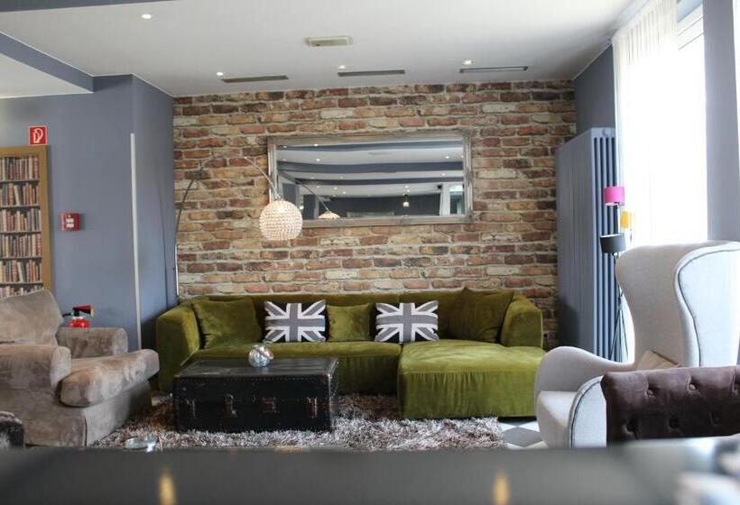 Enjoy Hostel Berlin City West