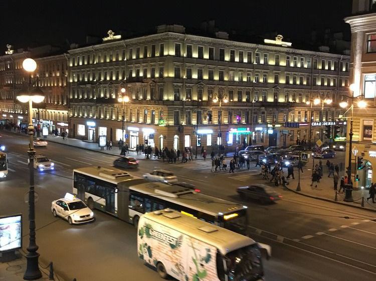 ホテル Travelto Nevskiy 98