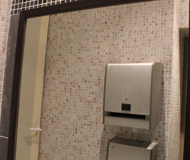 ホテル Travelto Nevskiy 98