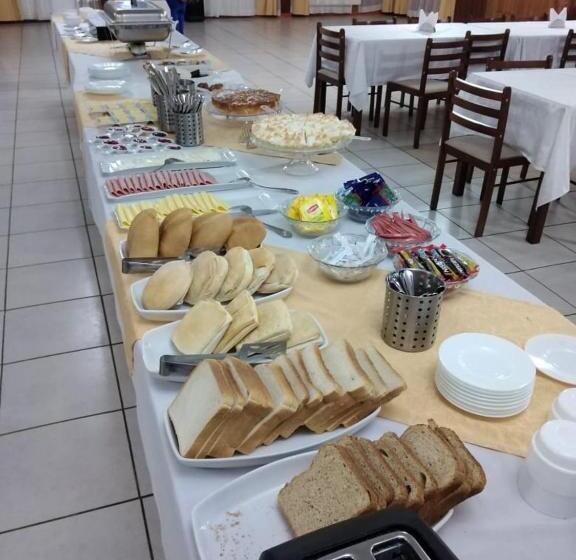 בית מלון כפרי Agostini