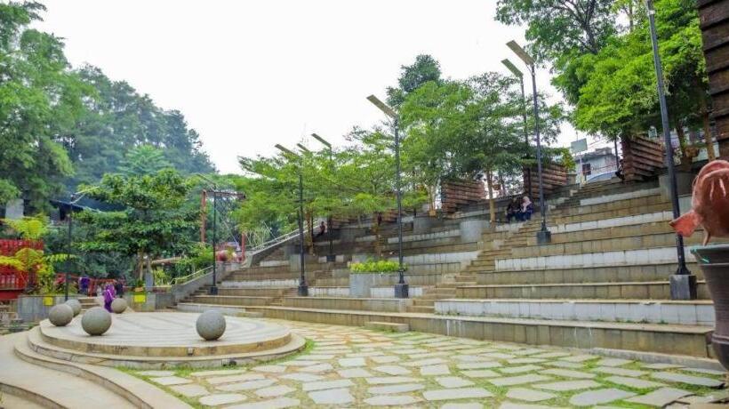 בית מלון כפרי Andelir