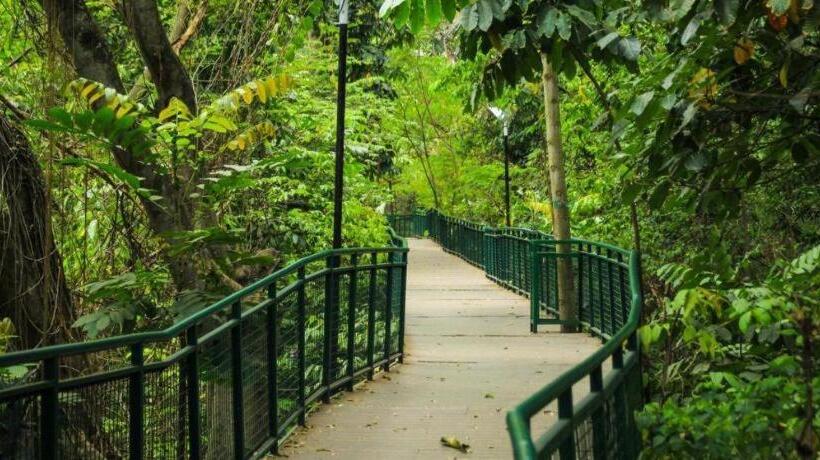 בית מלון כפרי Andelir