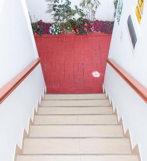 בית מלון כפרי & Bungalows Villa Valencia