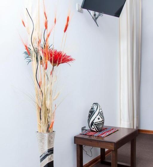 בית מלון כפרי & Bungalows Villa Valencia