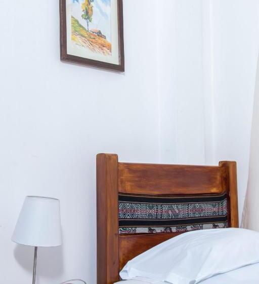 בית מלון כפרי & Bungalows Villa Valencia