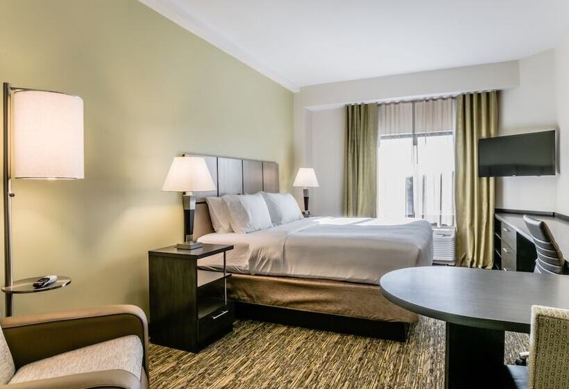 هتل Candlewood Suites Hartford Downtown By Ihg