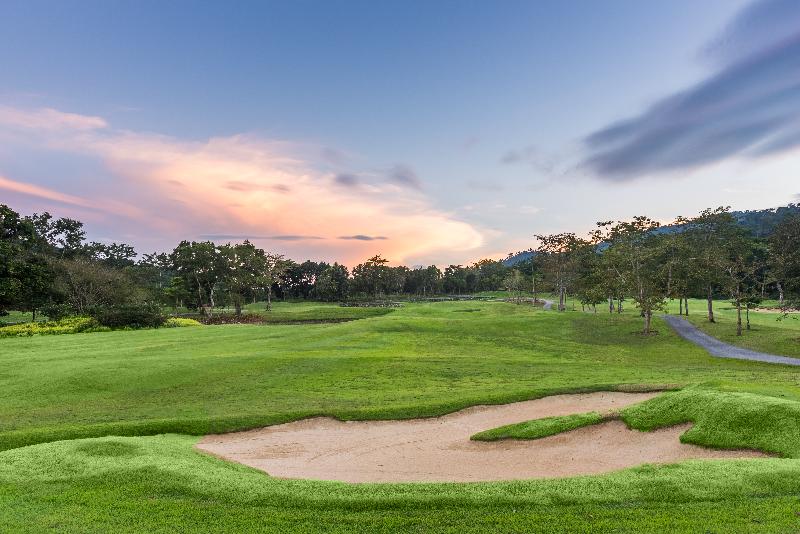هتل Chatrium Golf Resort Soi Dao Chanthaburi