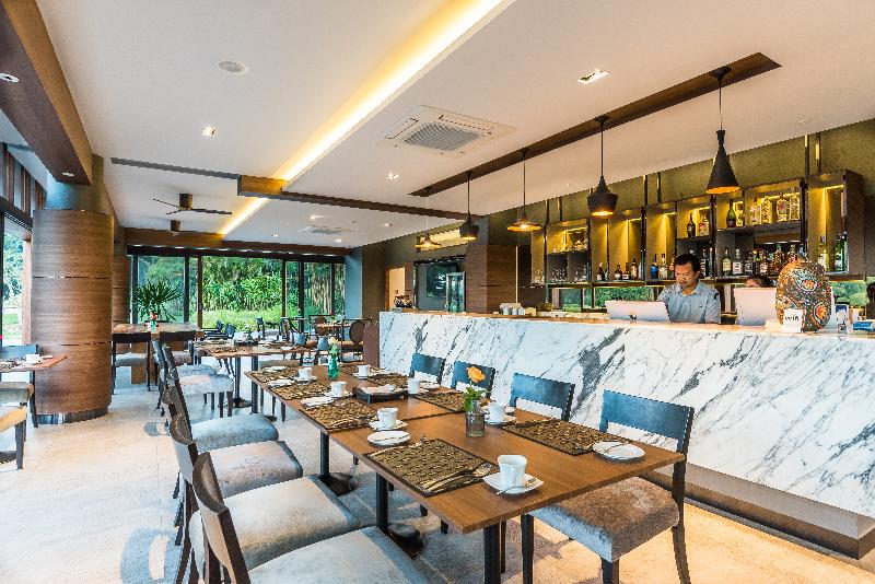 Отель Chatrium Golf Resort Soi Dao Chanthaburi