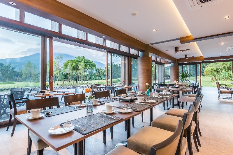 Отель Chatrium Golf Resort Soi Dao Chanthaburi