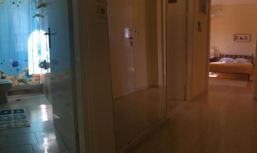 בית מלון כפרי Chris Studios & Apartments