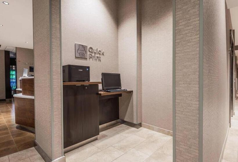 Отель Courtyard By Marriott Ardmore