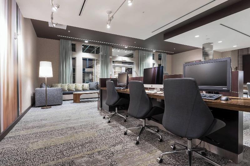 Отель Courtyard By Marriott Ardmore