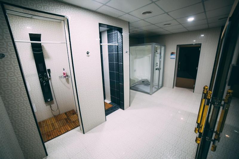 هتل Damas International