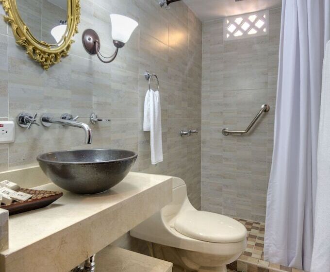 Отель Dorado Plaza Calle Del Arsenal