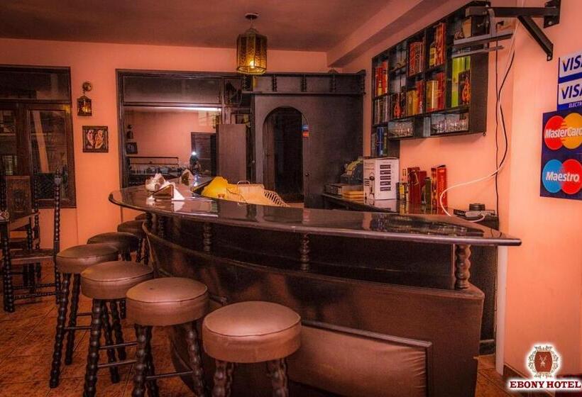 هتل Ebony