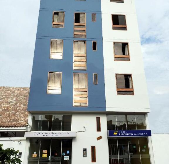 Отель Ejecutivo San Diego