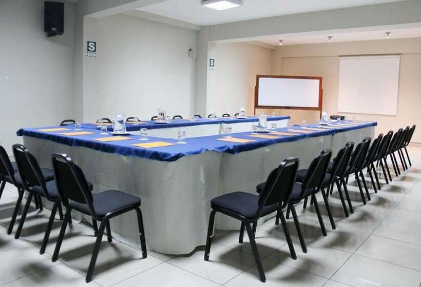 Отель Es Paraiso Trujillo