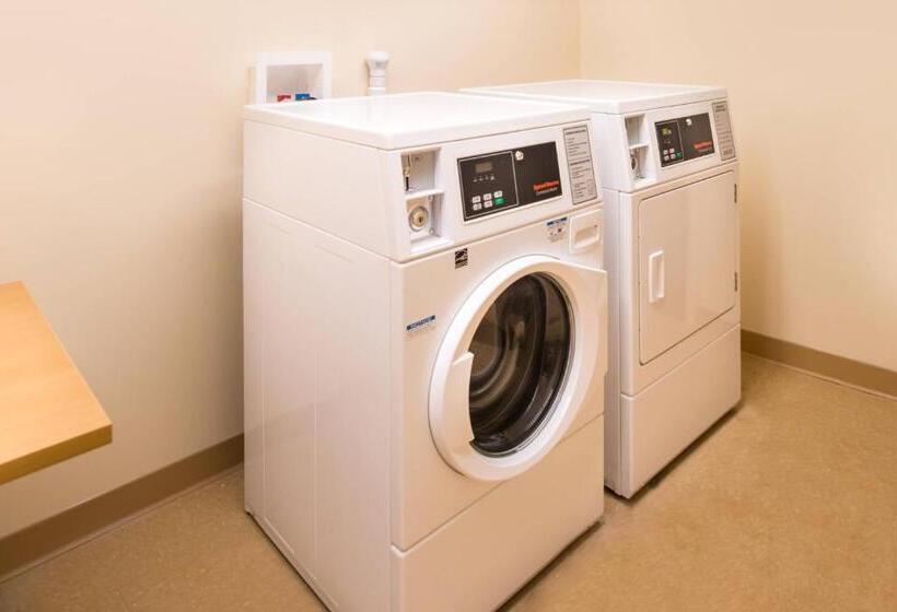 فندق Fairfield Inn & Suites By Marriott Utica