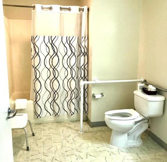 Отель Four Seasons Inn