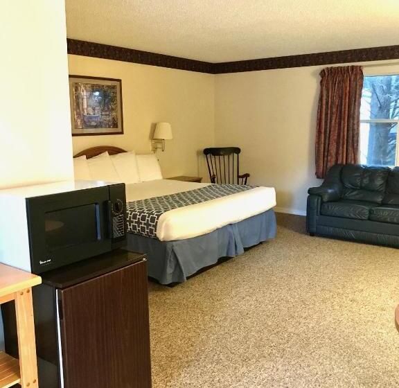 Отель Four Seasons Inn