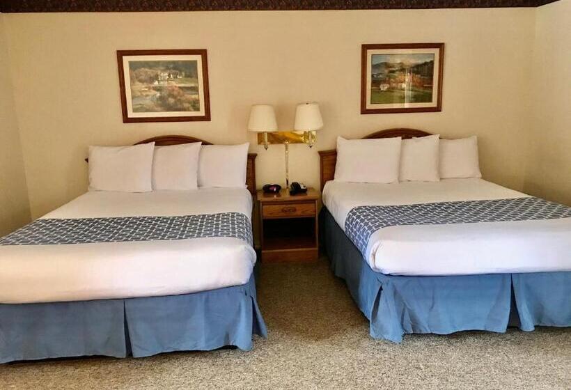 Отель Four Seasons Inn