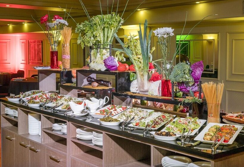 فندق Frontera Plaza