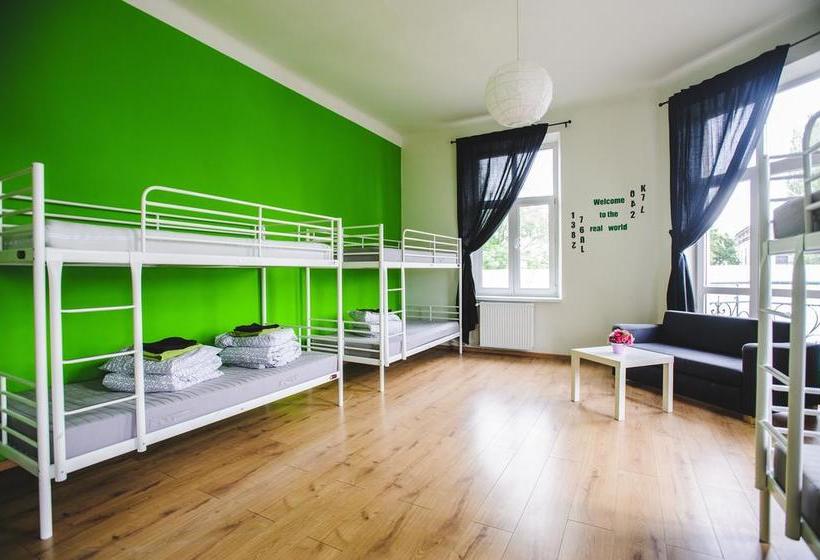 Отель Good Bye Lenin Revolution Krakow - Hostel