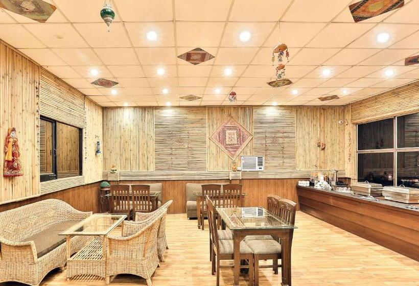 Отель Grand Legacy