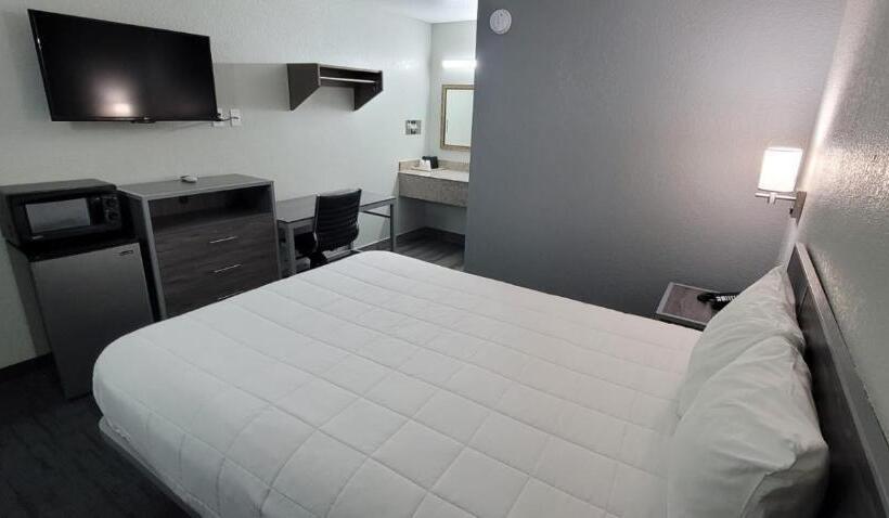 فندق Green Country Inn